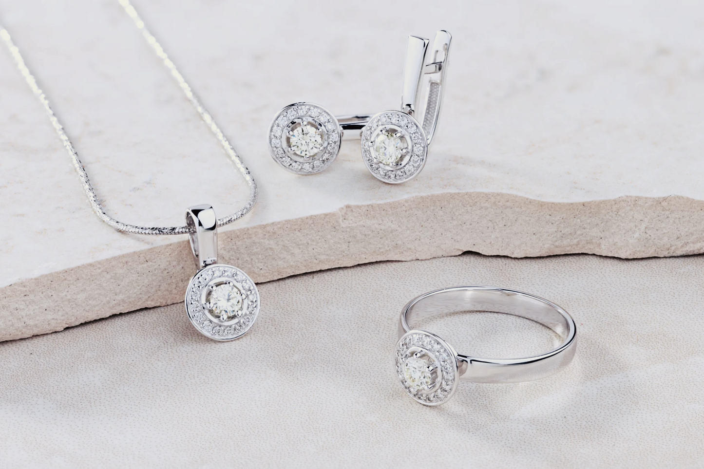 DIAMODIA™ Round Cut — 0.30ct (4mm) | Everyday Brilliance