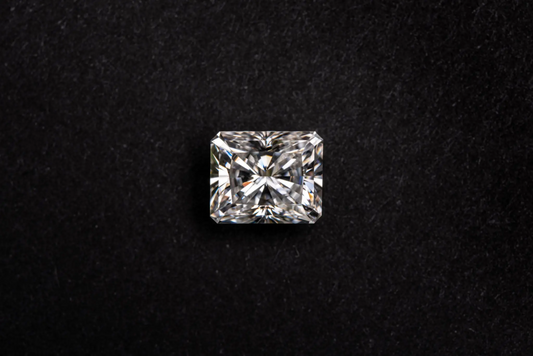 DIAMODIA™ Criss Cut — 1.60ct (6×8mm) | Precision Brilliance