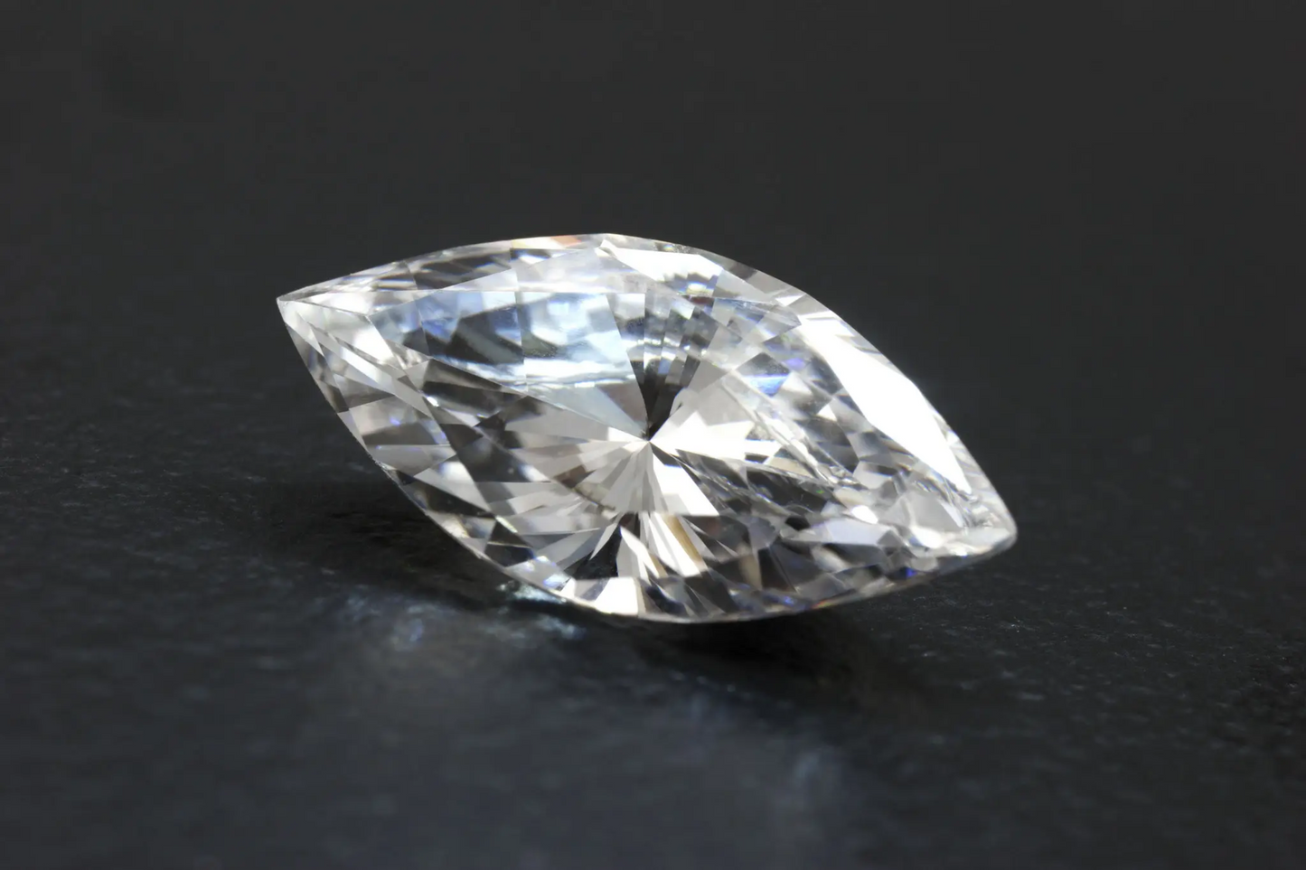 DIAMODIA™ Marquise Cut — 0.30ct (3×6mm) | Accent Elegance