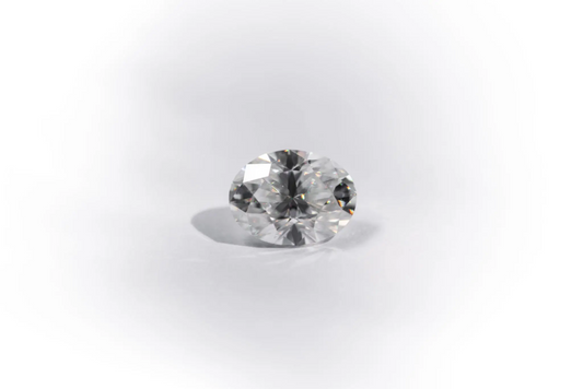 DIAMODIA™ Oval Cut — 0.90ct (5×7mm) | Elegant Radiance