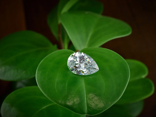 DIAMODIA™ Pear Cut — 1.25ct (6×8mm) | Elegant Drop